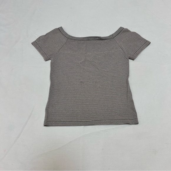 Striped Off-Shoulder Women's Crop Top - Picture 2 of 5